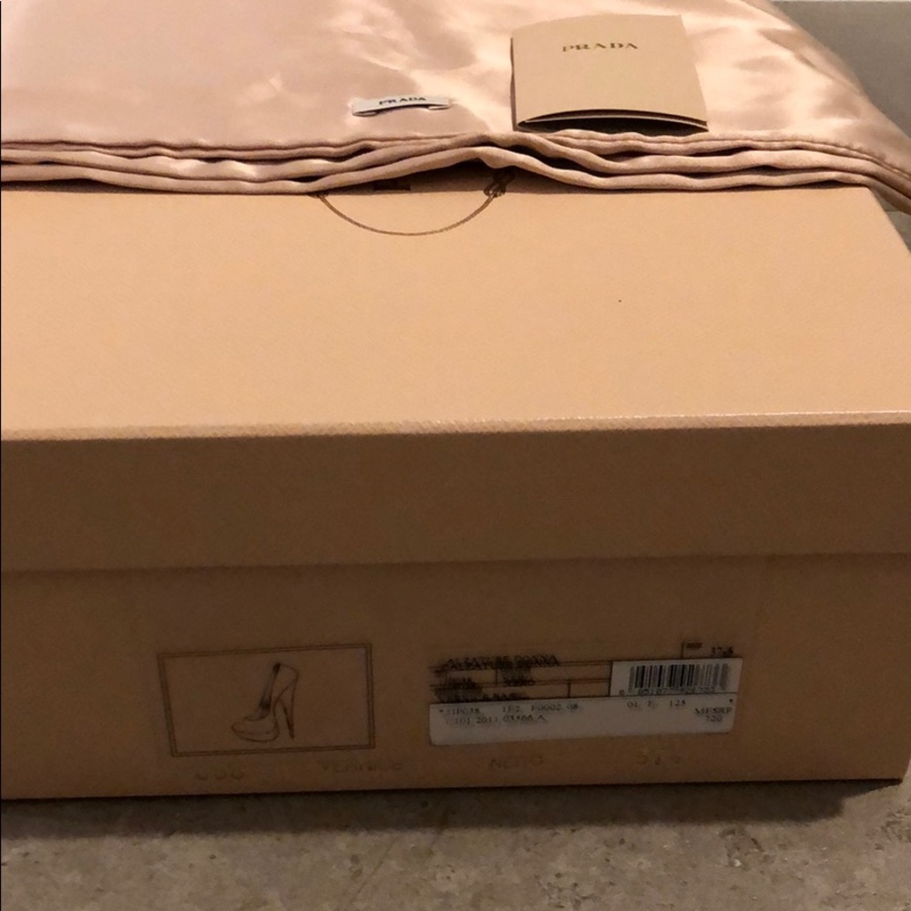 Authentic Prada Vernice Basic Patent Nero 37.5 - image 8